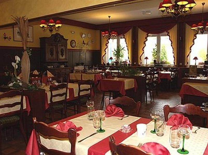 La Table Alsacienne Hotel Farébersviller Exterior foto