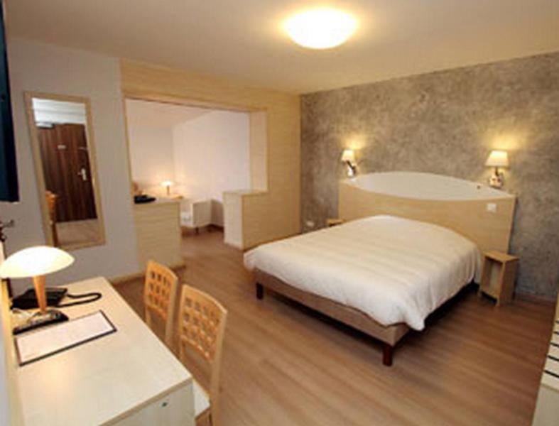 La Table Alsacienne Hotel Farébersviller Quarto foto